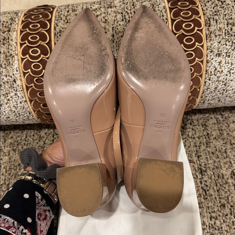 Valentino Nude Patent Leather Heels - Picture 6 of 10
